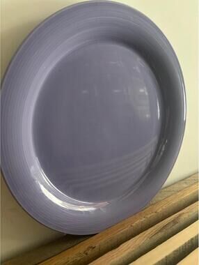 Nancy Calhoun "Violet" 10.5" Dinner Plate Japan.      17
